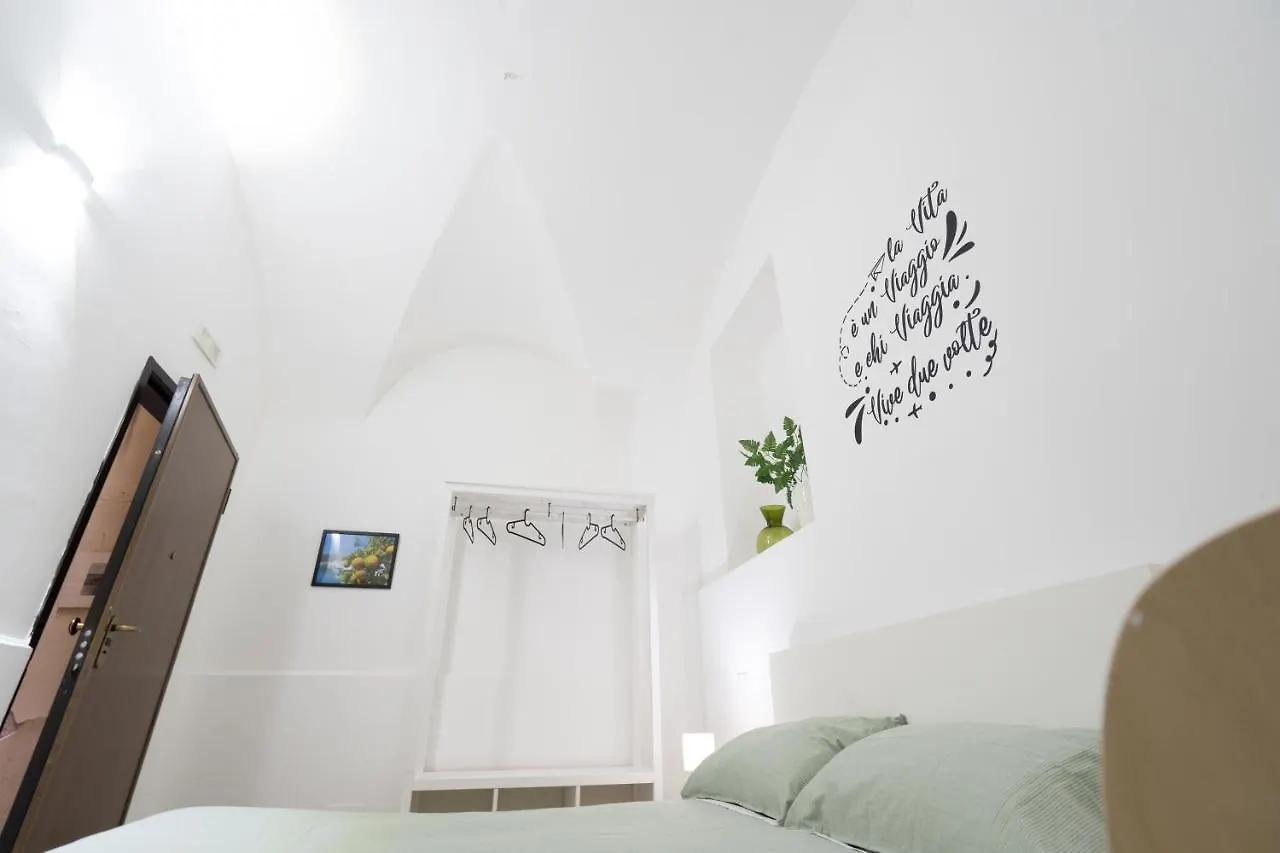 Be Happy Rooms Catania Bed and breakfast